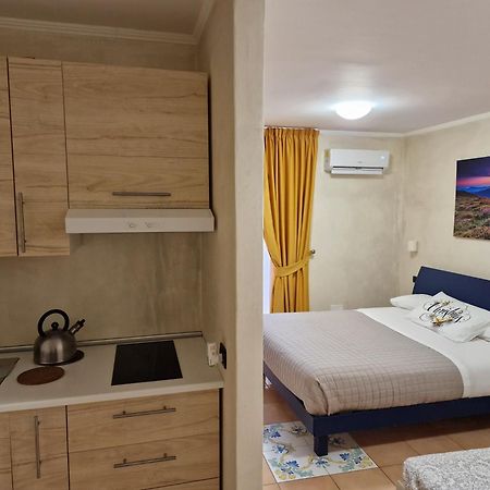 Vittoria Guest House サレルノ エクステリア 写真