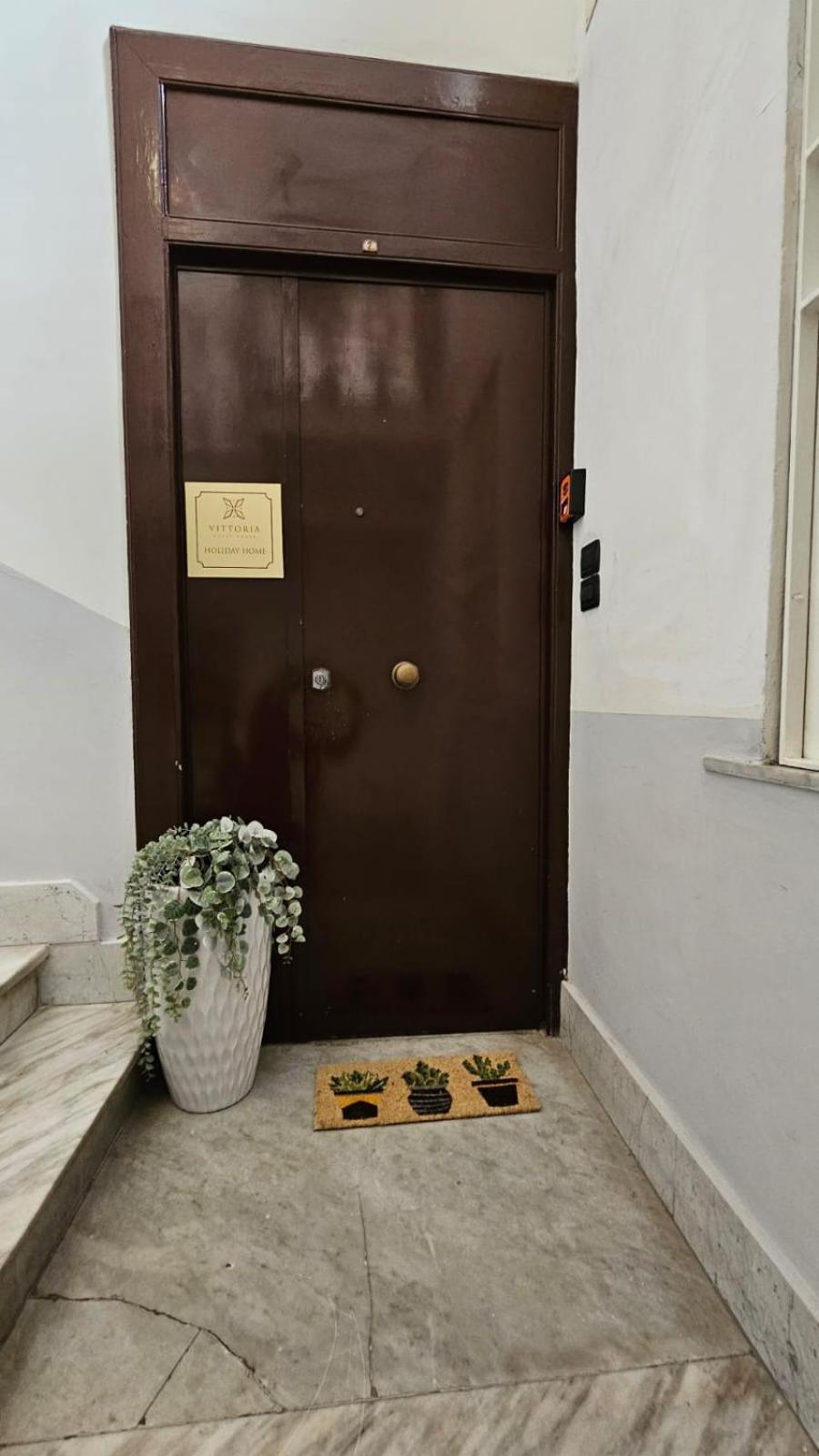 Vittoria Guest House サレルノ エクステリア 写真
